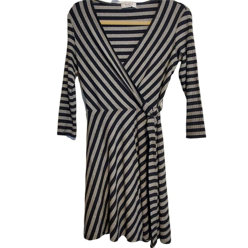 Bailey 44 Dry Dock Rib Faux Wrap Striped Dress SZ S Black/Gray Stripe Jersey